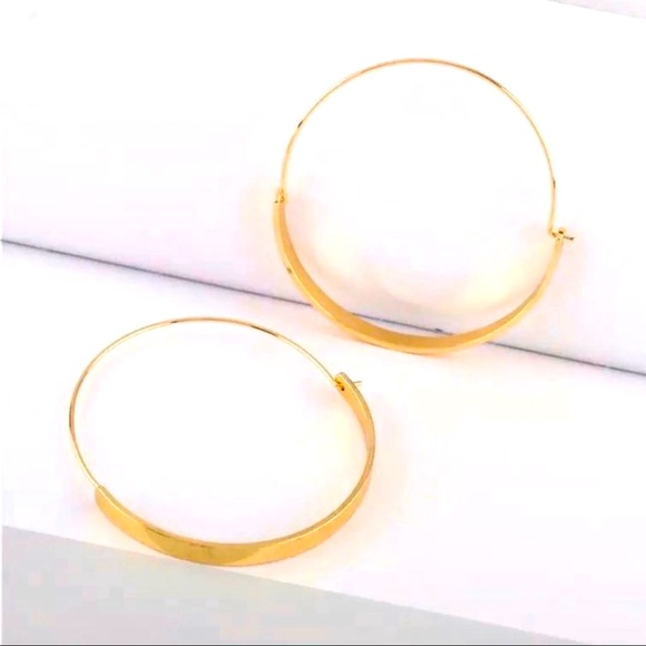 Anthropologie Jewelry - 🍋2/$30 New Anthro Gold Annelise Hoop Earrings